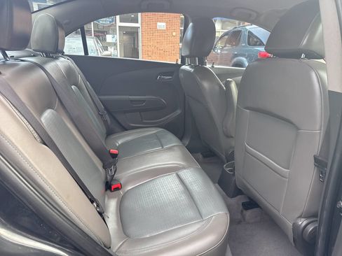 Used 2015 Chevrolet Sonic LTZ image 17