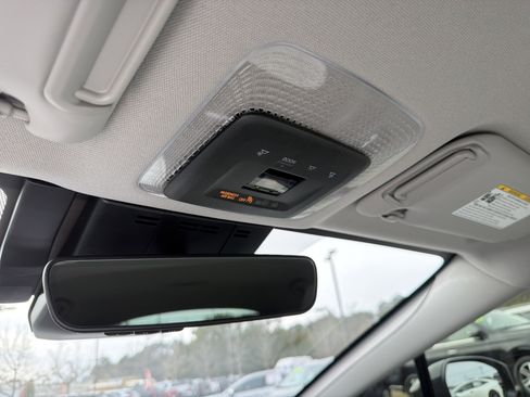 New 2026 Toyota Prius XLE image 10