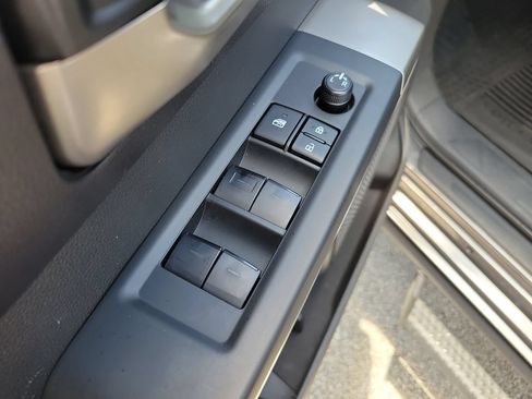 Used 2025 Toyota Tundra SR5 w/ SR5 Convenience Package AWD/4WD image 15