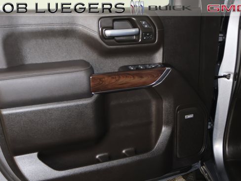 Certified 2022 GMC Sierra 1500 SLT w/ SLT Premium Plus Package image 11