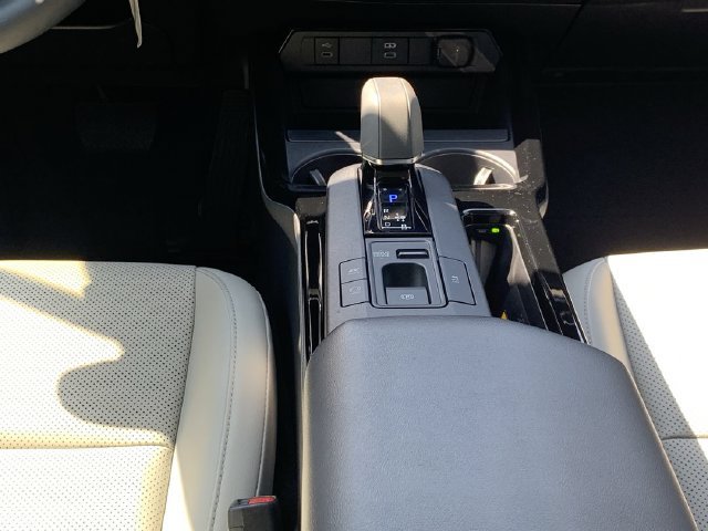 Used 2023 Toyota Prius Limited FWD image 27