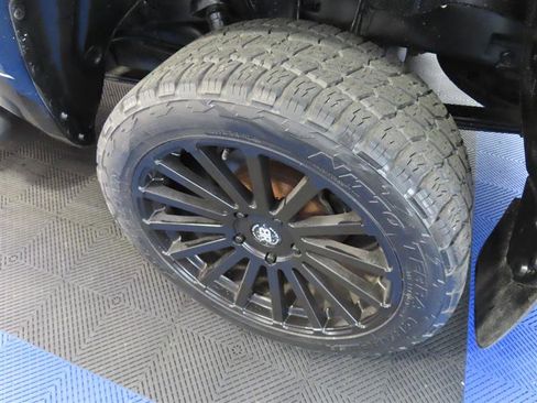 Used 2018 Toyota Tundra 1794 Edition AWD/4WD image 7