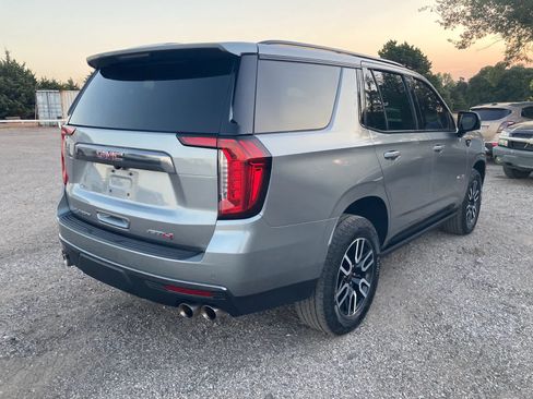Used 2023 GMC Yukon AT4 w/ AT4 Premium Package AWD/4WD image 8