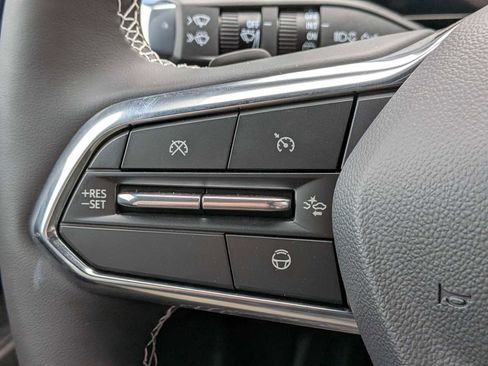 New 2026 Chevrolet Equinox EV LT image 24