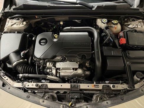 Used 2024 Chevrolet Malibu RS image 37