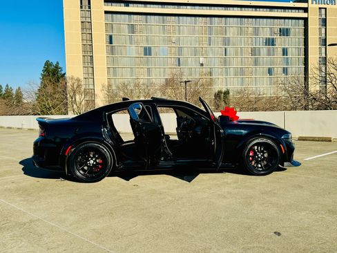 Used 2023 Dodge Charger SRT Hellcat image 27