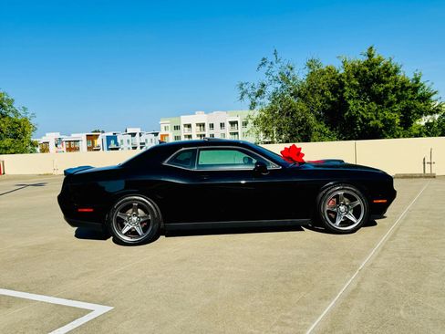 Used 2016 Dodge Challenger R/T Plus image 12