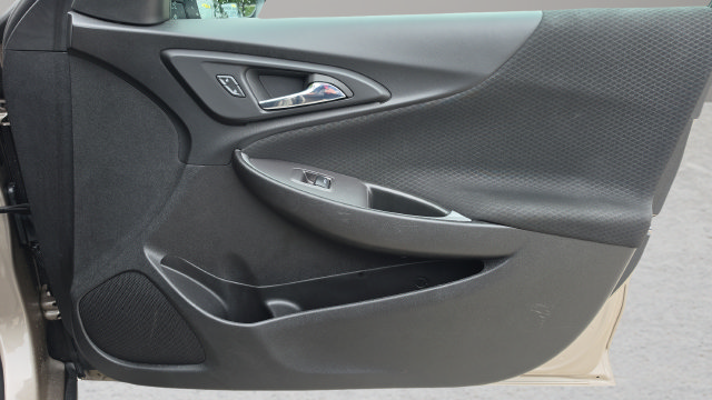 Used 2025 Chevrolet Malibu LT FWD image 23