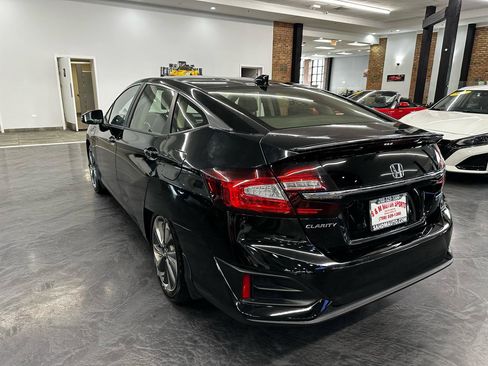 Used 2018 Honda Clarity Plug-In Hybrid image 7