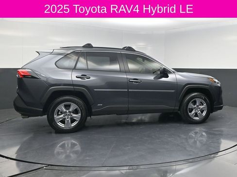 Used 2025 Toyota RAV4 LE image 4
