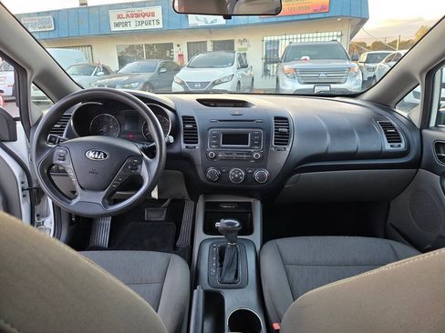 Used 2014 Kia Forte LX FWD image 31