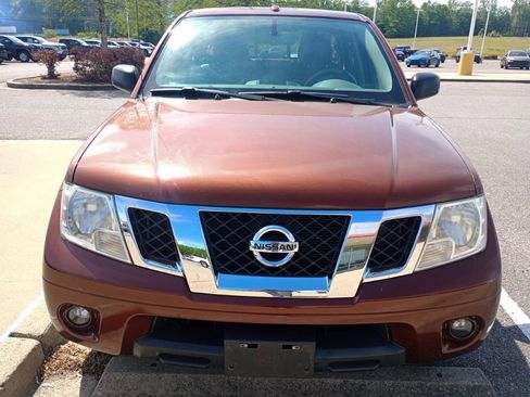 Used 2018 Nissan Frontier SV w/ Value Truck Package image 2
