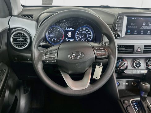 Used 2021 Hyundai Kona SE FWD image 17