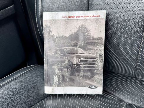 Certified 2022 Ford F350 Lariat w/ Chrome Package image 28