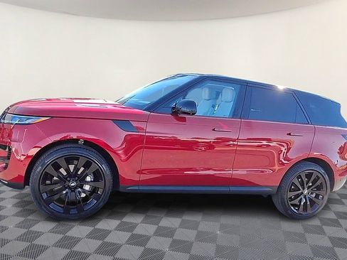 Used 2024 Land Rover Range Rover Sport SE image 4
