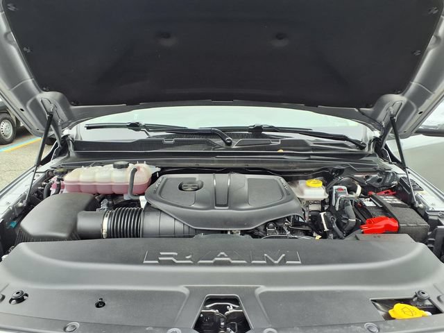 Used 2026 RAM 1500 Laramie AWD/4WD image 12