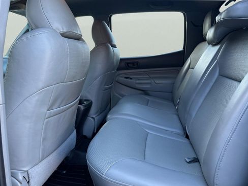 Used 2012 Toyota Tacoma 4x4 Double Cab image 5