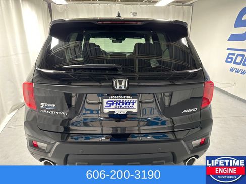 Used 2023 Honda Passport EX-L image 4