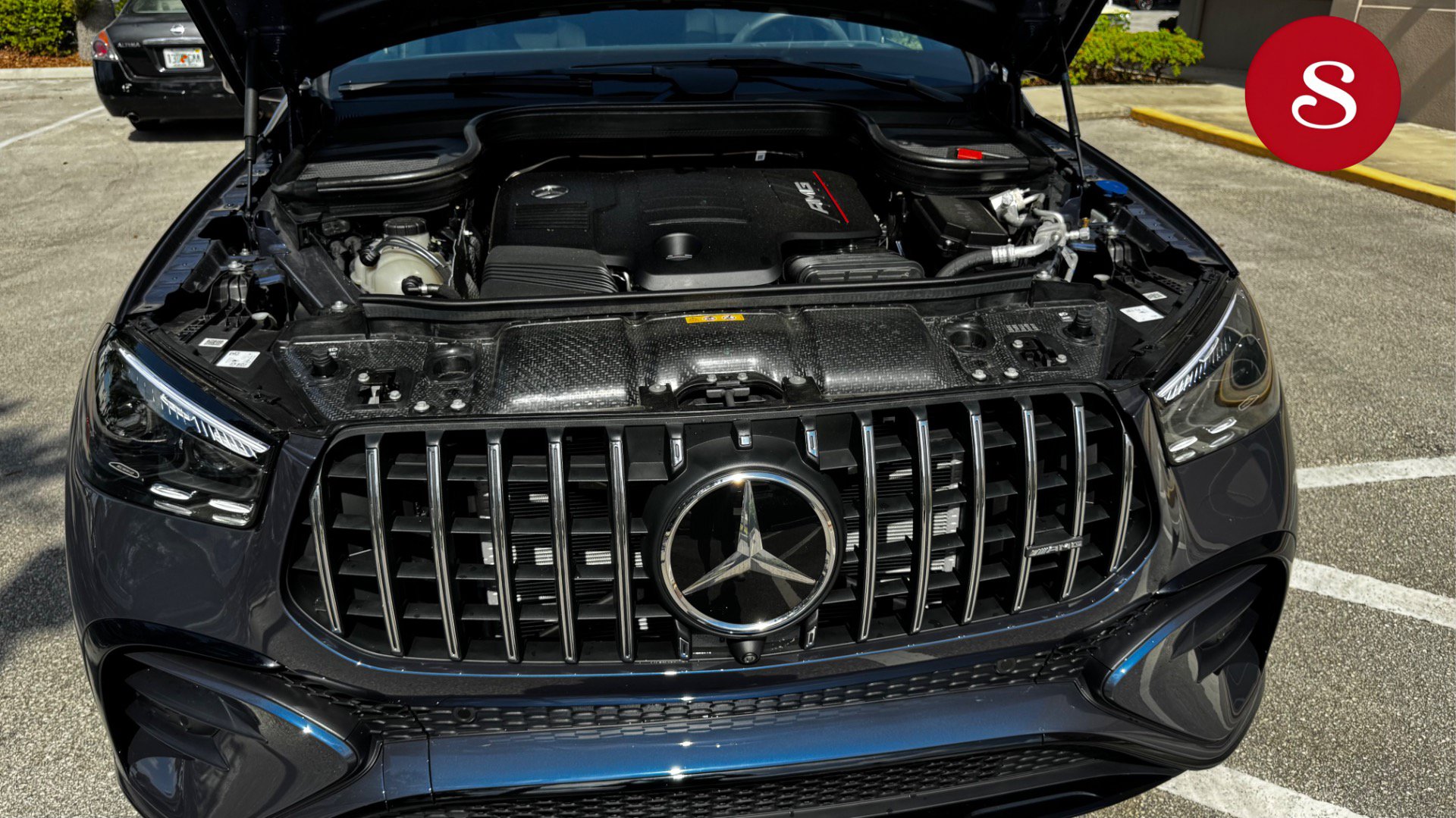 Used 2026 Mercedes-Benz GLE 53 AMG 4MATIC Coupe w/ Driver Assistance Package image 6