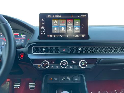 Used 2024 Honda Civic Type R image 11