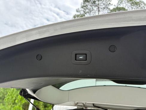 Used 2019 INFINITI QX80 Luxe w/ All-Season Package RWD image 30