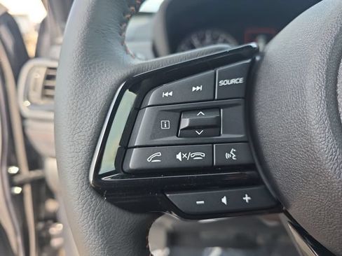 Used 2025 Subaru Forester Touring AWD/4WD image 17