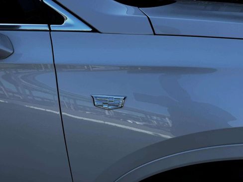 Used 2024 Cadillac XT6 Luxury w/ LPO, Floor Liner Package image 8