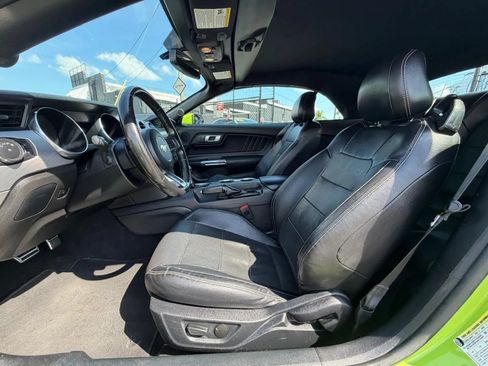Used 2020 Ford Mustang Premium RWD image 12