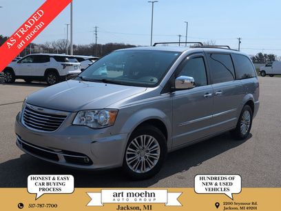Used 2015 Chrysler Town & Country Touring-L w/ Driver Convenience Group
