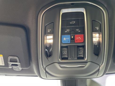 New 2026 Jeep Grand Cherokee Laredo X RWD image 30
