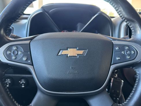 Used 2020 Chevrolet Colorado Z71 AWD/4WD image 22