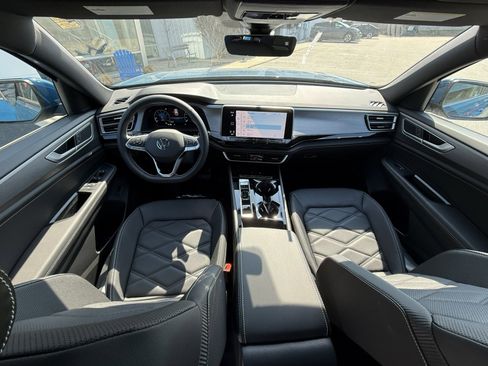 New 2026 Volkswagen Atlas Cross Sport SE AWD/4WD image 9