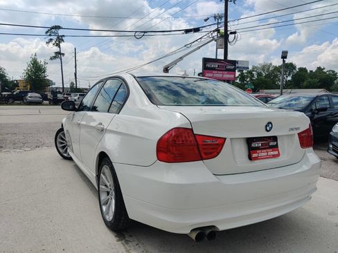 Used 2011 BMW 328i Sedan image 2