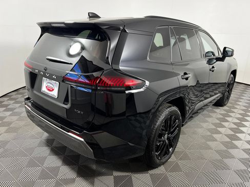 Used 2026 Toyota RAV4 XSE w/ Panoramic Sun Roof Package AWD/4WD image 5