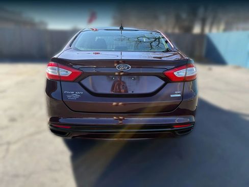 Used 2013 Ford Fusion SE image 6