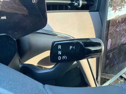 Used 2025 Volvo EX90 Ultra AWD/4WD image 29