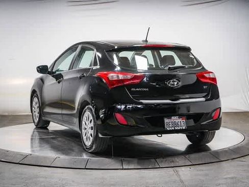 Used 2016 Hyundai Elantra GT image 2