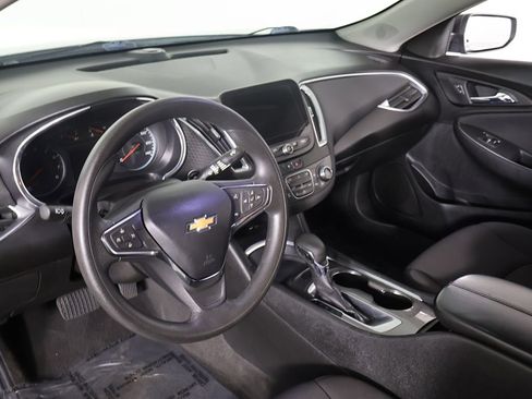 Used 2021 Chevrolet Malibu LT image 23
