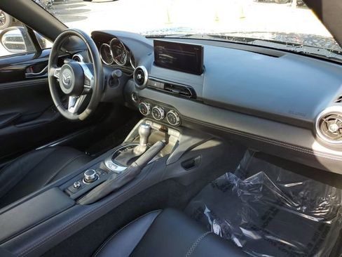 Certified 2025 MAZDA MX-5 Miata RF Grand Touring RWD image 9