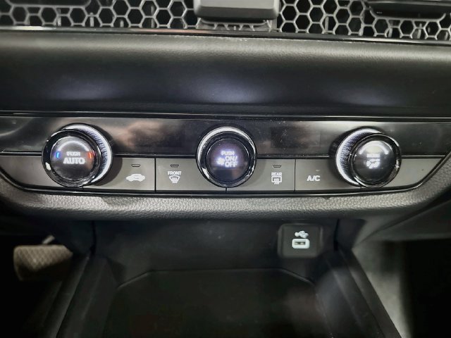 Used 2024 Honda HR-V LX image 22