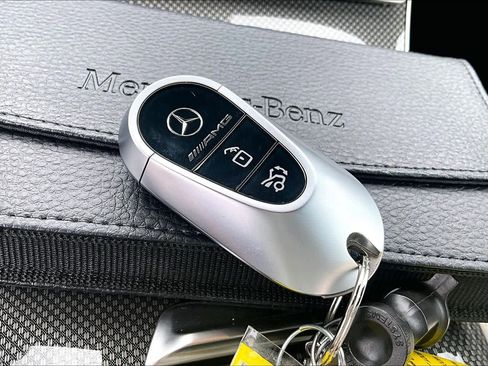 Certified 2026 Mercedes-Benz CLE 53 AMG 4MATIC Cabriolet image 15