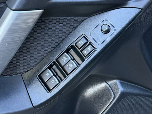 Used 2018 Subaru Forester 2.5i Premium image 12