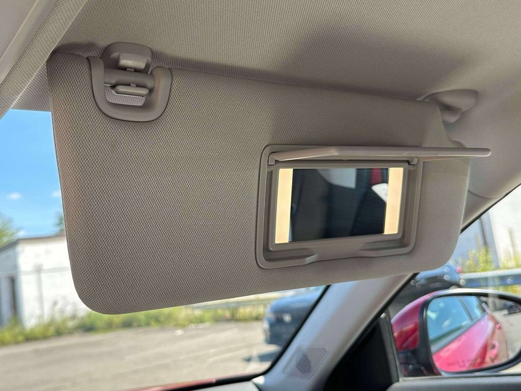 Certified 2023 Honda Accord EX image 29
