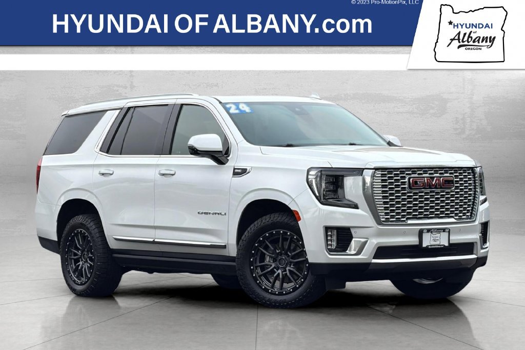 Used 2024 GMC Yukon Denali w/ Max Trailering Package AWD/4WD image 1