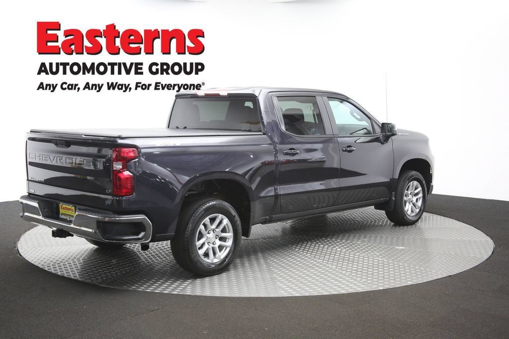 Used 2023 Chevrolet Silverado 1500 LT AWD/4WD image 45