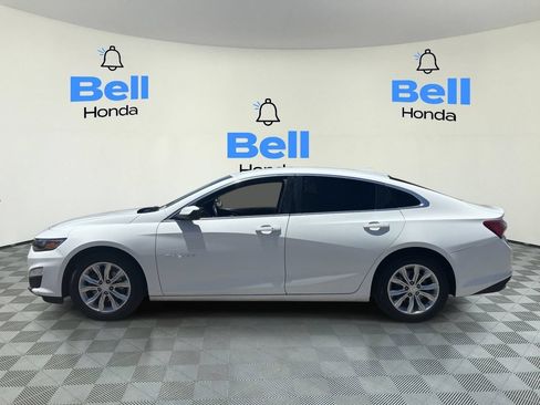 Used 2020 Chevrolet Malibu LT FWD image 2