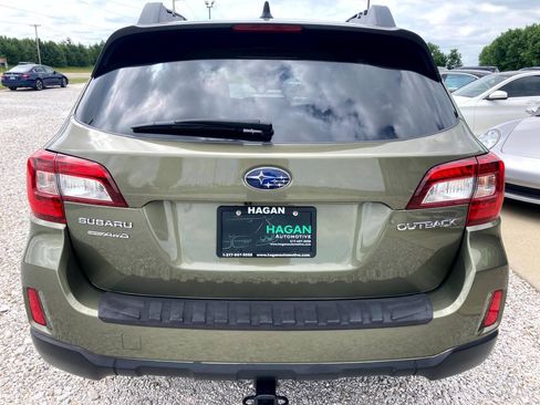 Used 2016 Subaru Outback 2.5i Limited AWD/4WD image 6