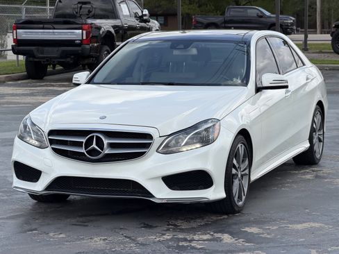 Used 2016 Mercedes-Benz E 350 Sedan w/ Premium Package image 5