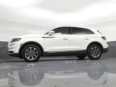 Used 2023 Lincoln Nautilus Reserve FWD image 32