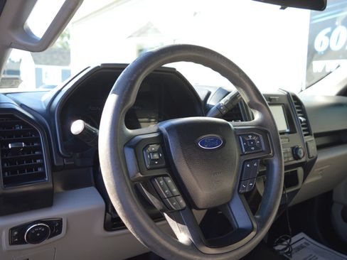 Used 2016 Ford F150 XL w/ Equipment Group 101A Mid AWD/4WD image 27